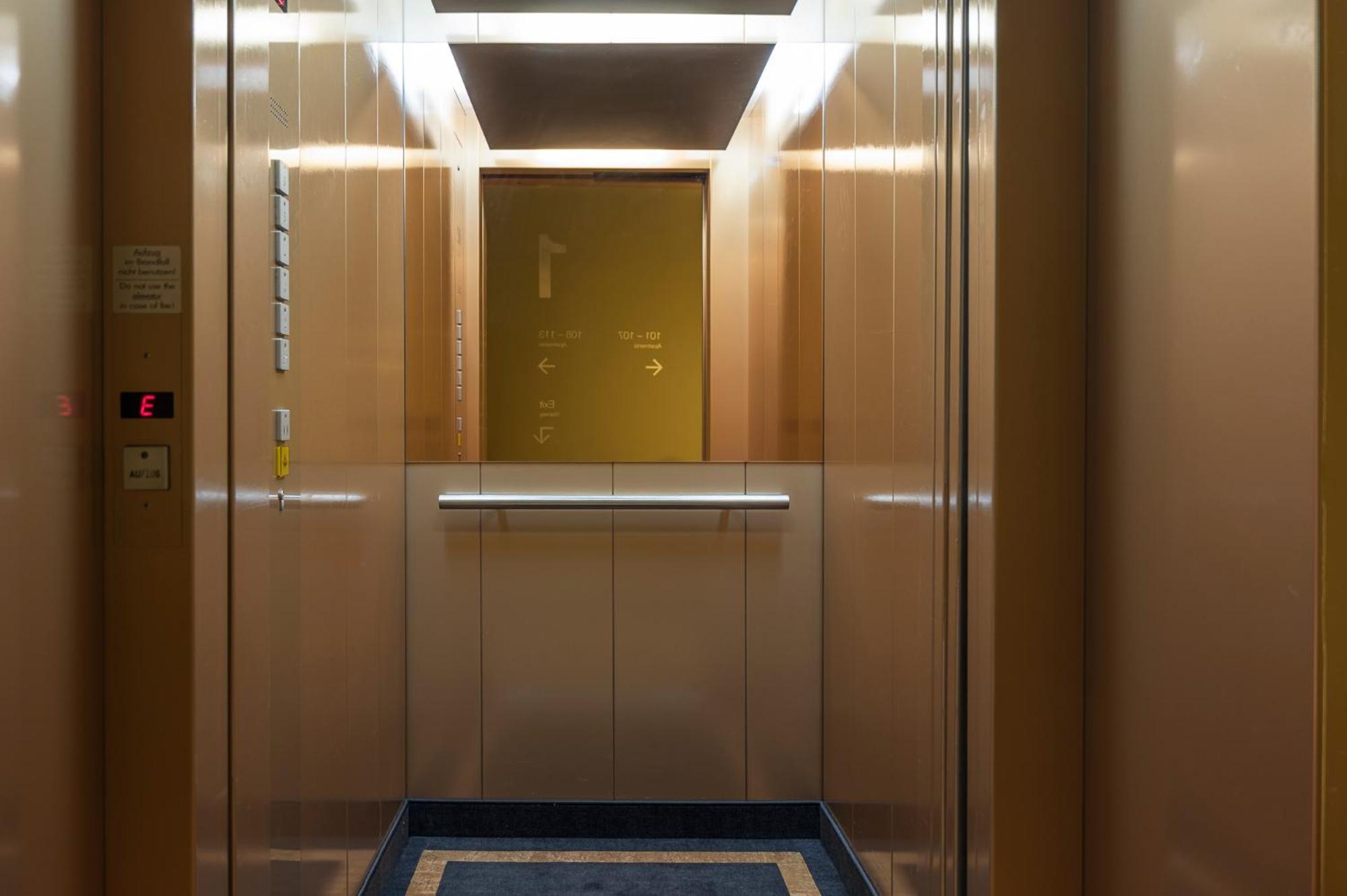 Leipzig Suites Екстериор снимка